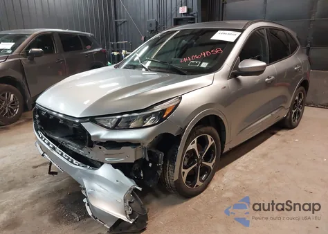 2023 Ford Escape St-Line Select from USA, damaged, VIN 1FMCU9NA8PUA55687